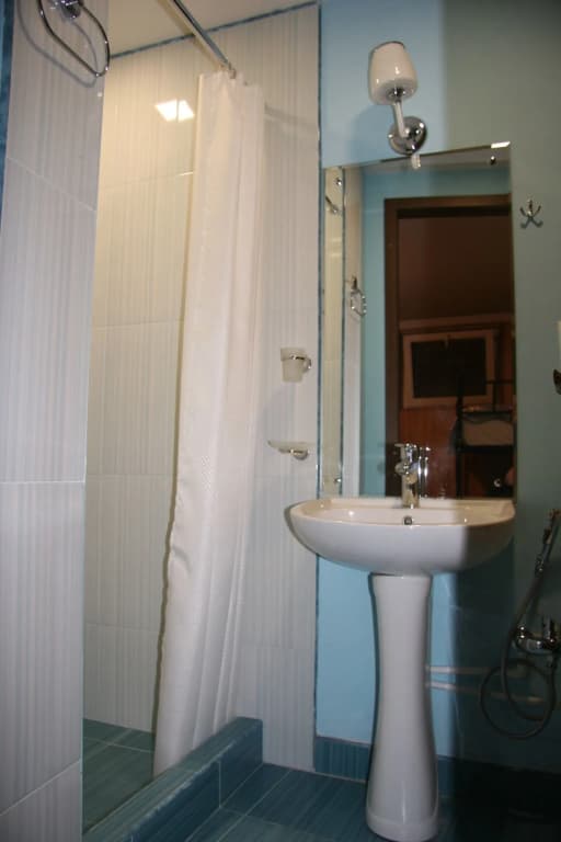 Arta Hotel - photo 8