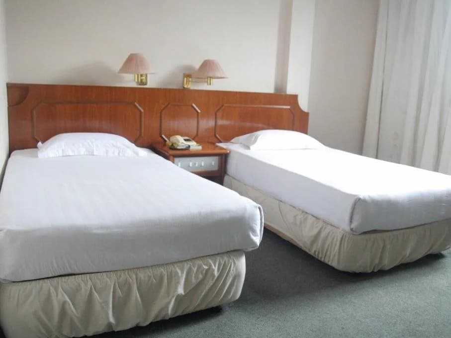 Pacific Orient Hotel - photo 7