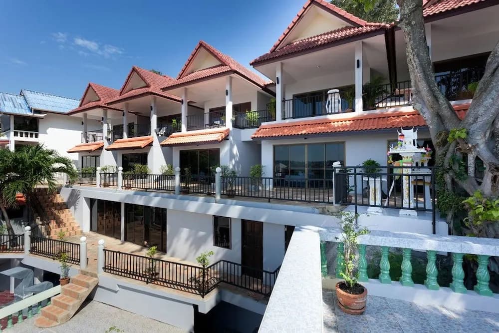 Two Chefs Inn Guesthouse - photo 9