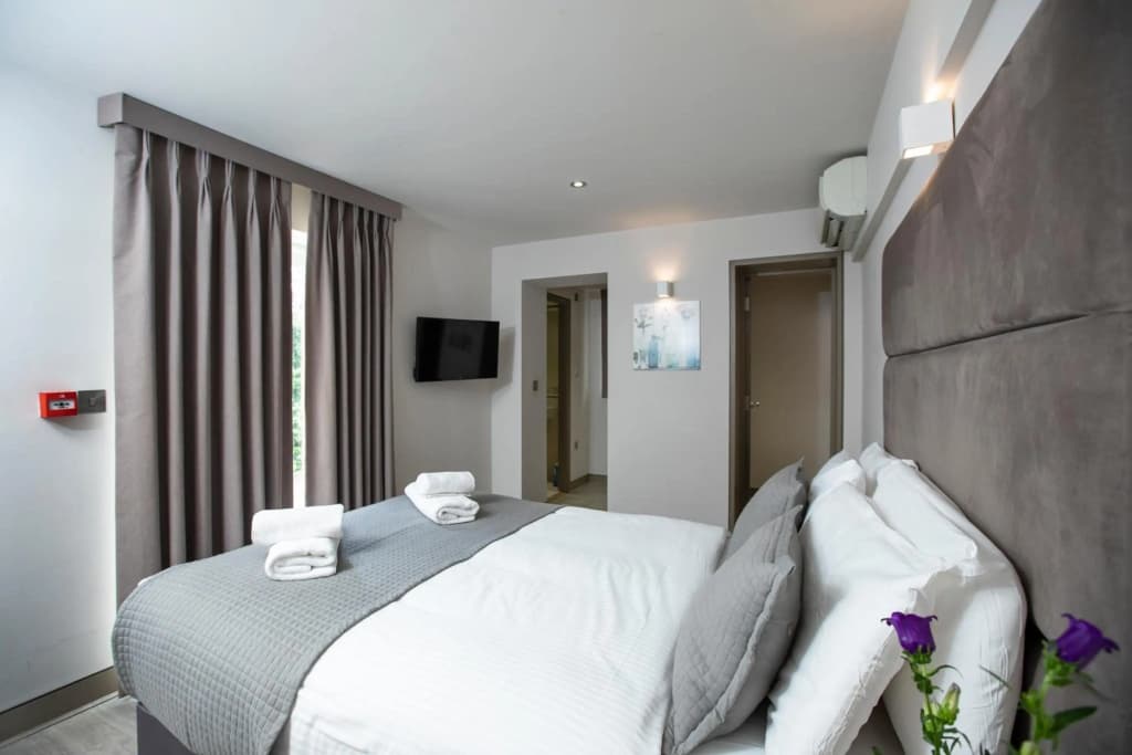 Arch hotel - photo 10