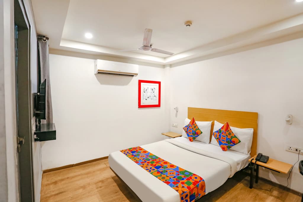 FabHotel Blusky - photo 2
