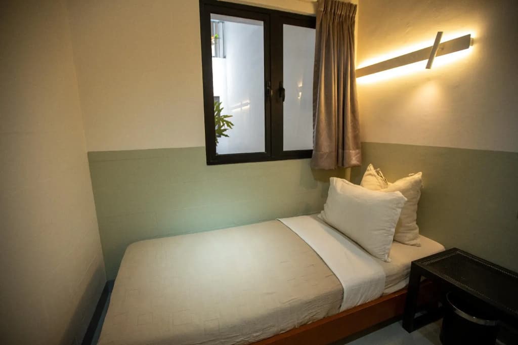 The Brownstone Hostel & Space - photo 30