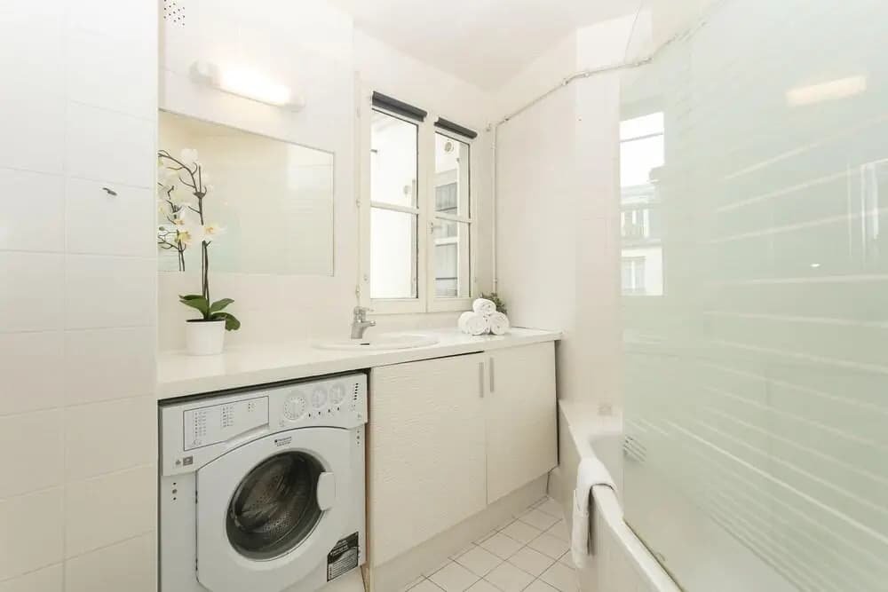 La Seine - Notre Dame Private Apartment - photo 13