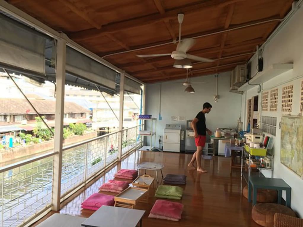 Baan Nampetch Hostel - photo 20