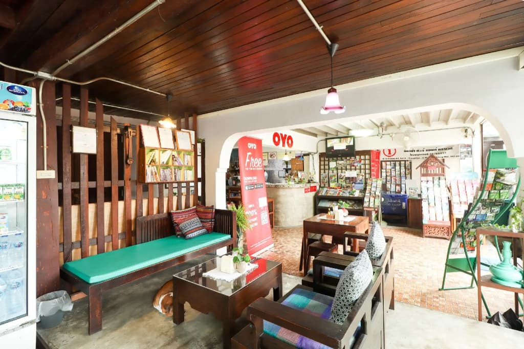 OYO 369 Micasa Guesthouse - photo 11