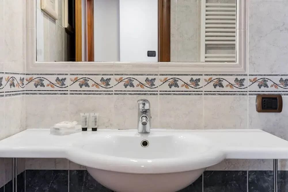 Crosti Hotel & Residence - photo 7