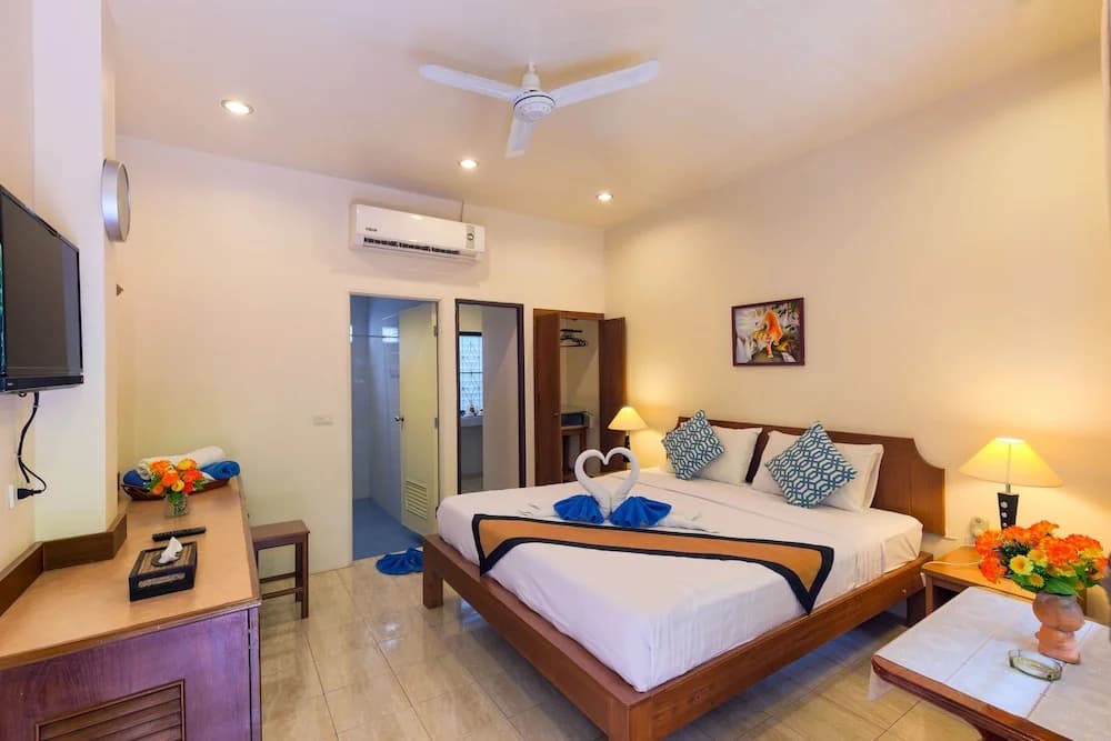 Batic House By Sharaya Hotel - photo 5