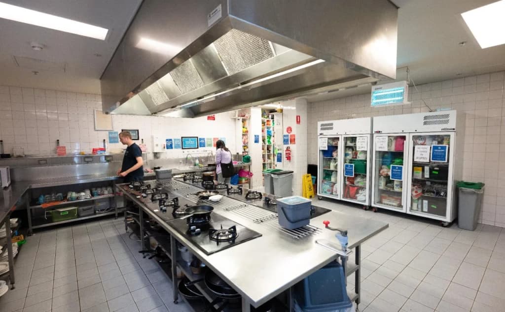 Melbourne Metro YHA - photo 27