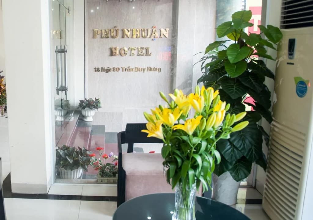 Phu Nhuan Hotel - photo 13
