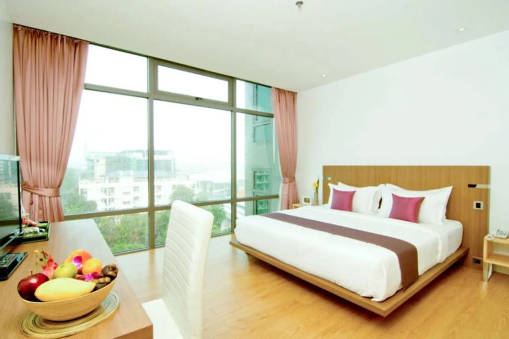 Seven Zea Chic Hotel - photo 6