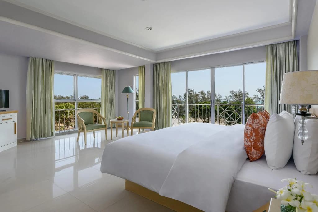 Seapine Beach Golf and Resort Hua Hin - photo 2