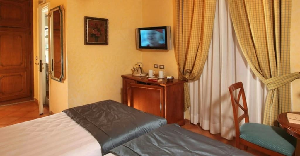 Hotel Mozart - photo 35