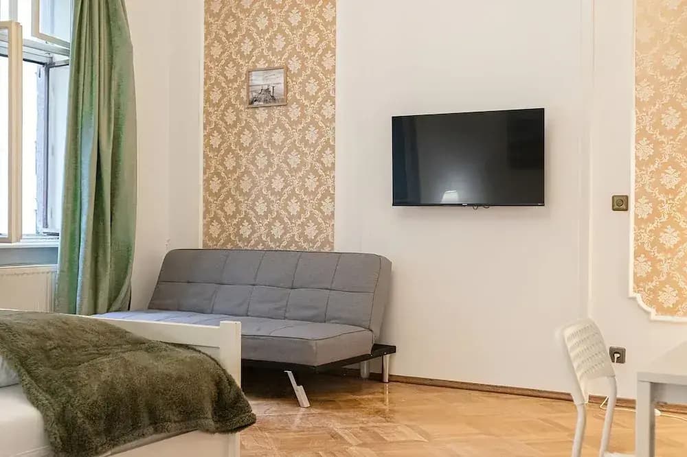 Spacious 4BR Apt Long Stay Friendly - photo 9