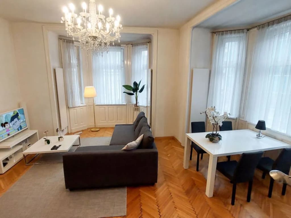 Romantic Living - photo 3