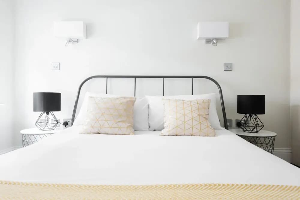 The Soho Studio - Modern & Central 2BDR - photo 1