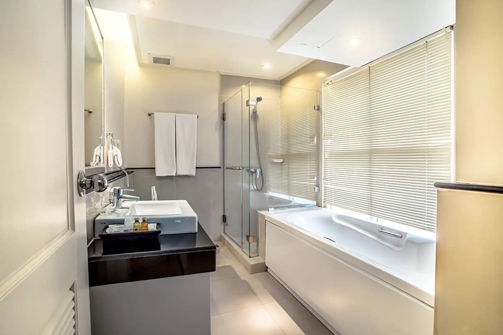 Hope Land Hotel Sukhumvit 24 - photo 27