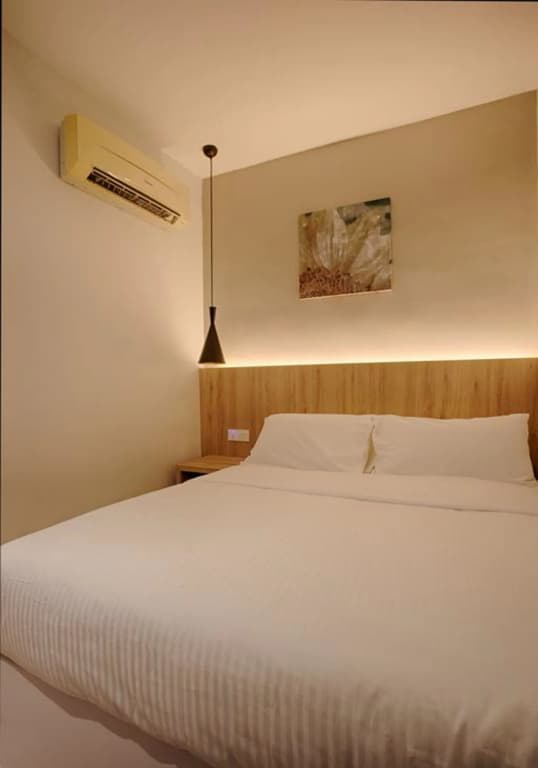 The Marion Hotel - photo 2