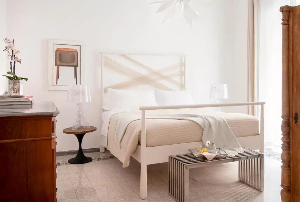 Modern Comfort, Poetic Charm - photo 2