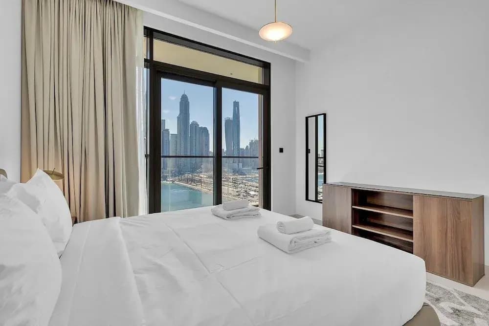 Marina Harbour View 2BR & Beach Access - photo 18