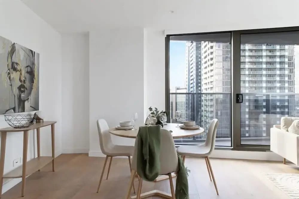 A Cozy Apt With City Views Near Crown Casino - photo 4