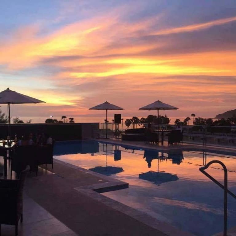 Grand Sunset Hotel Phuket - photo 21