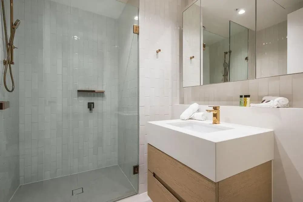 Collins House Apartments by CLLIX - photo 10