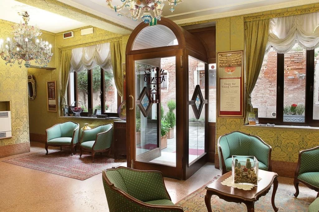 Hotel Ateneo - photo 2