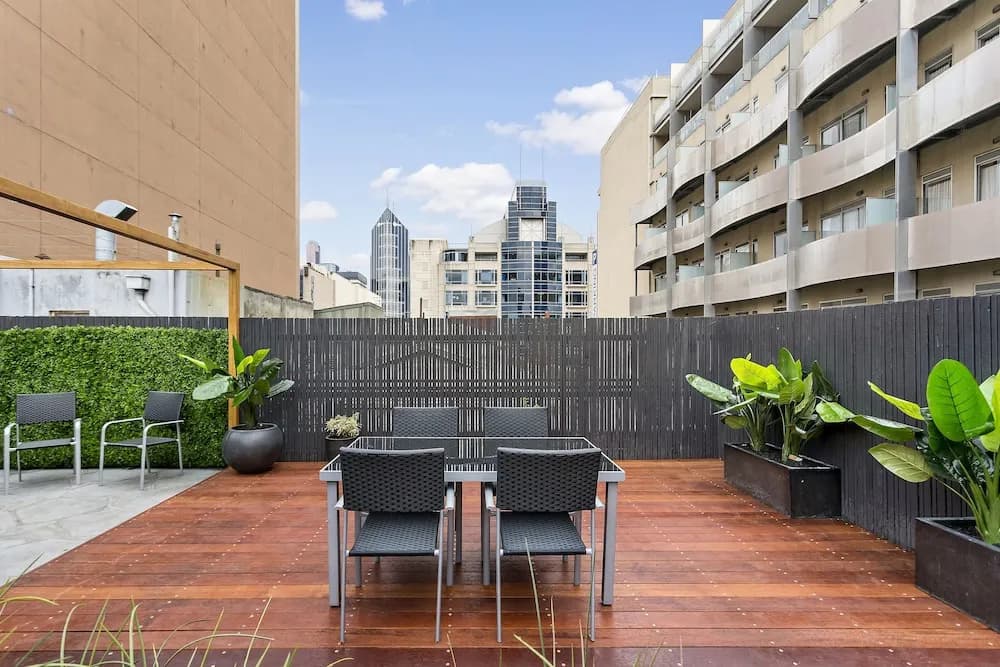 AERIN, 2BDR Melbourne Apartment - photo 11