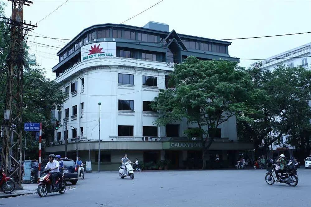 Galaxy Hotel - photo 1