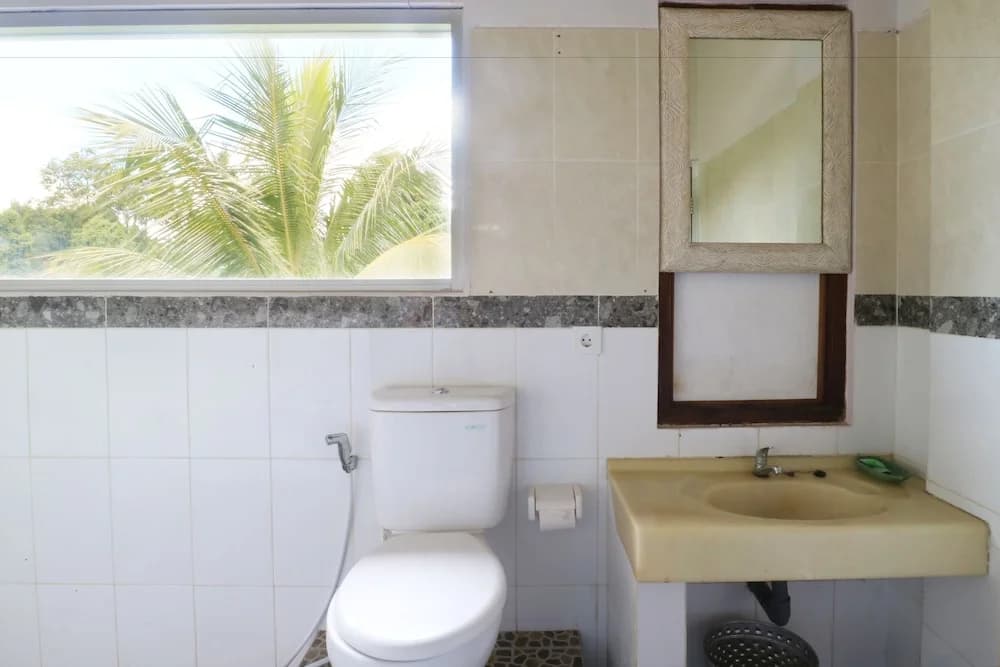 Oka Kartini Bungalows - photo 9