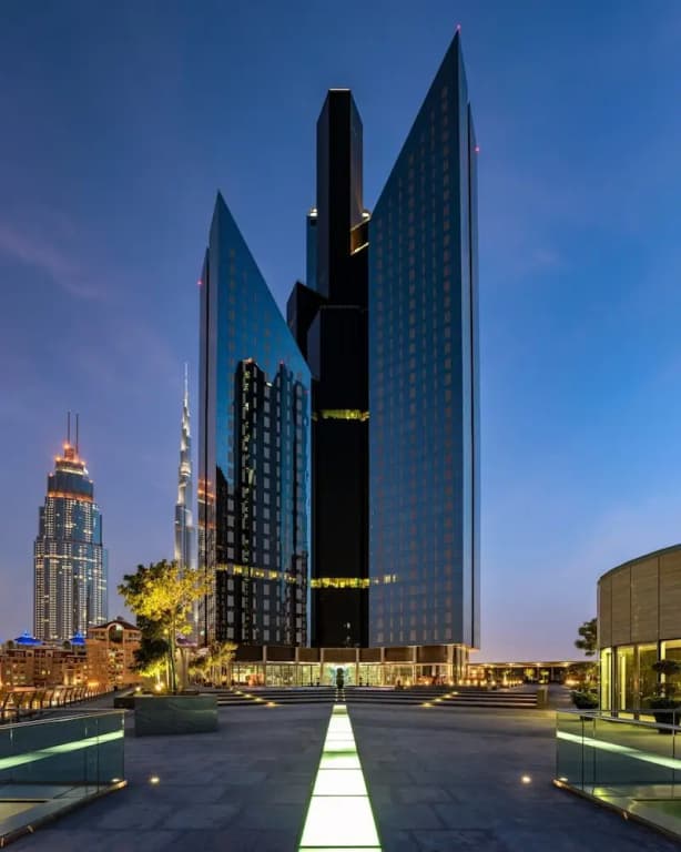 SuperHost- Vibrant 1 BR with Panoramic View in DIFC - photo 13