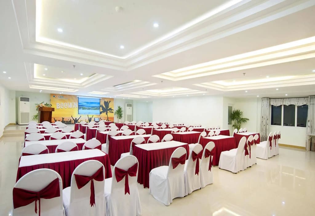 Jay Grand Hotel - photo 14