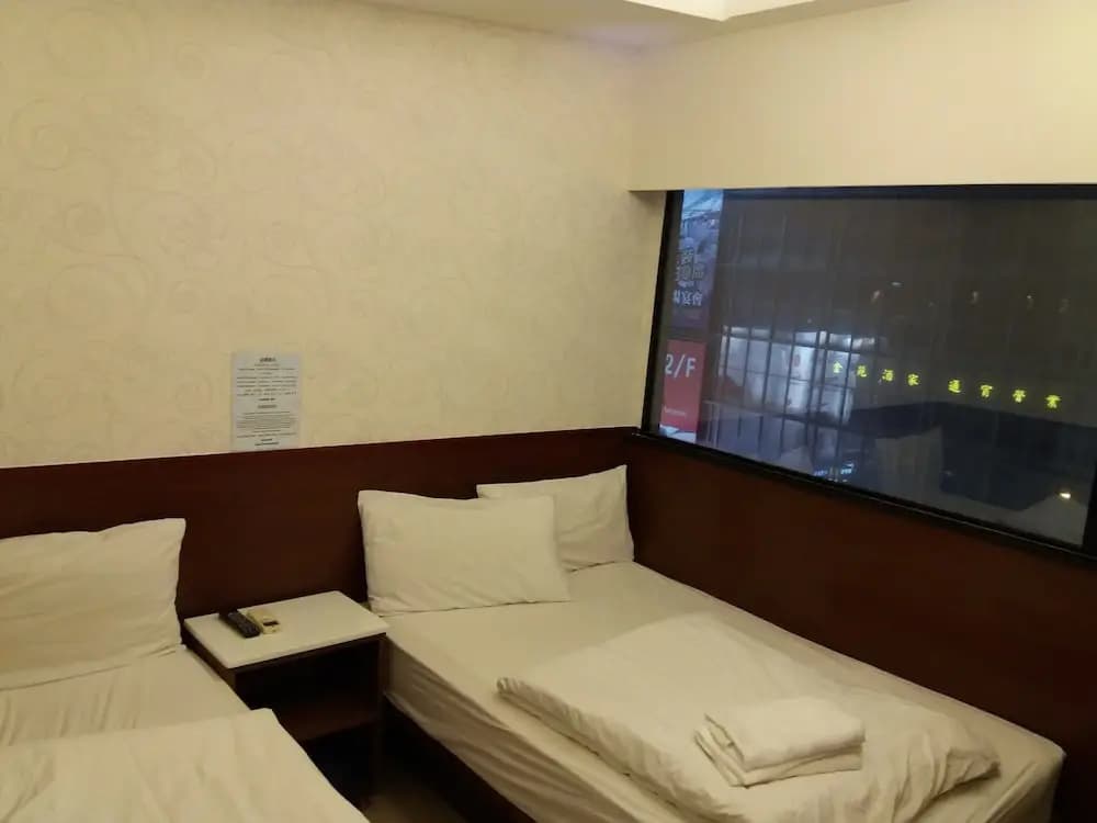Rai Lei Hostel - photo 3