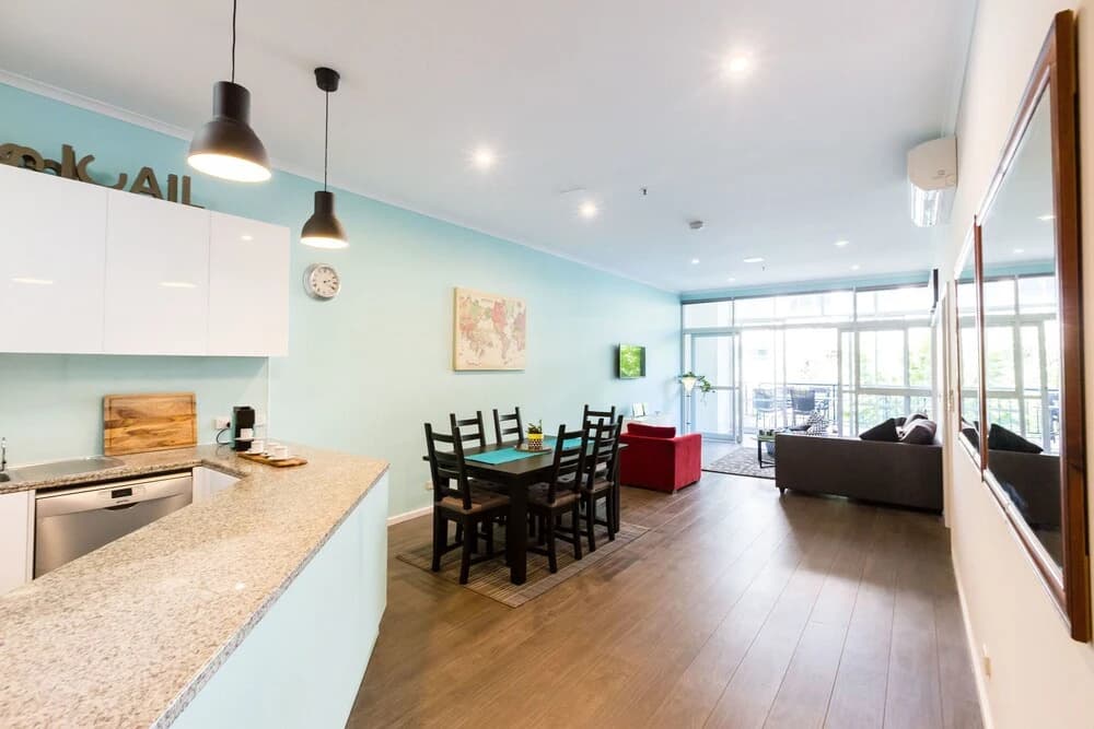 VANCE, 2BDR Melbourne Apartment - photo 5