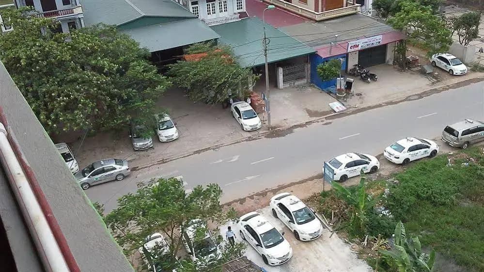 Avi Transit Hotel - photo 1