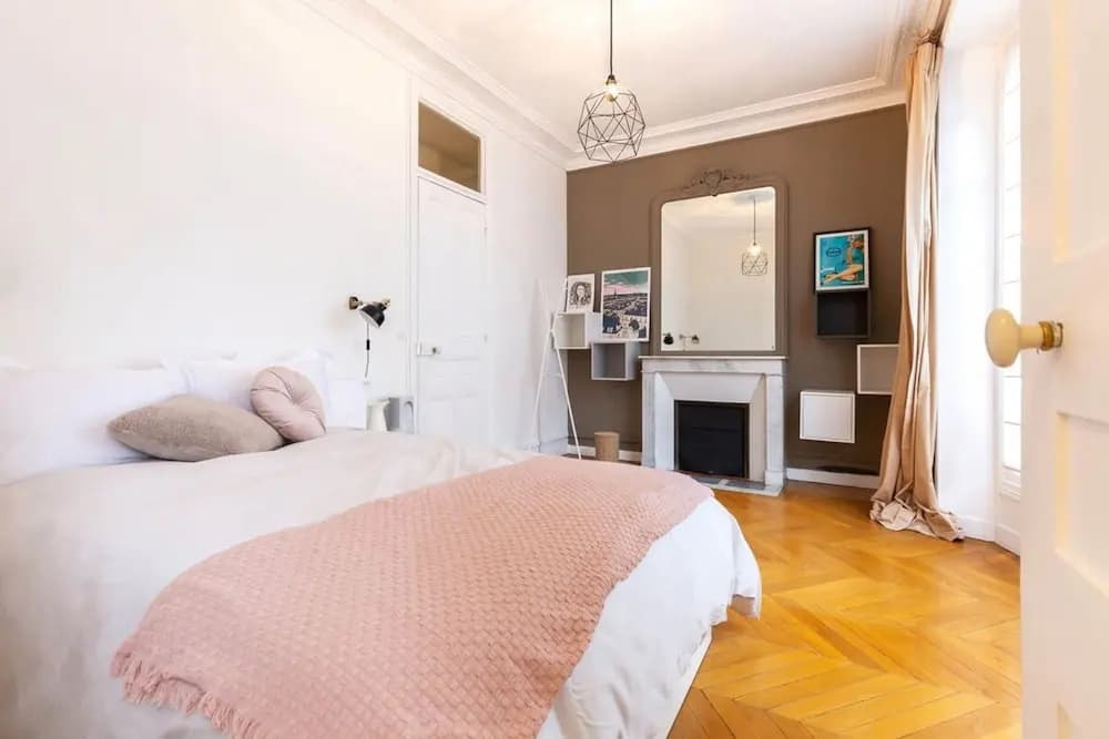 Chic Grenelle 3 Bedroom Apartment in Paris - photo 5