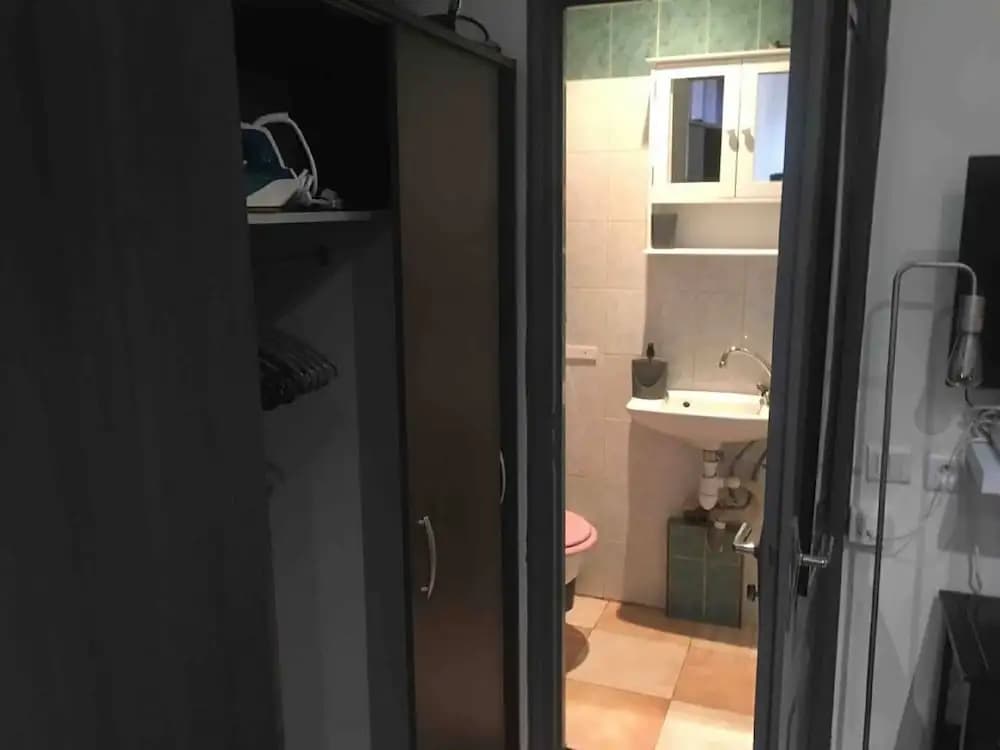 Simplistic Holiday Home in Nice Near the Seabeach - photo 8