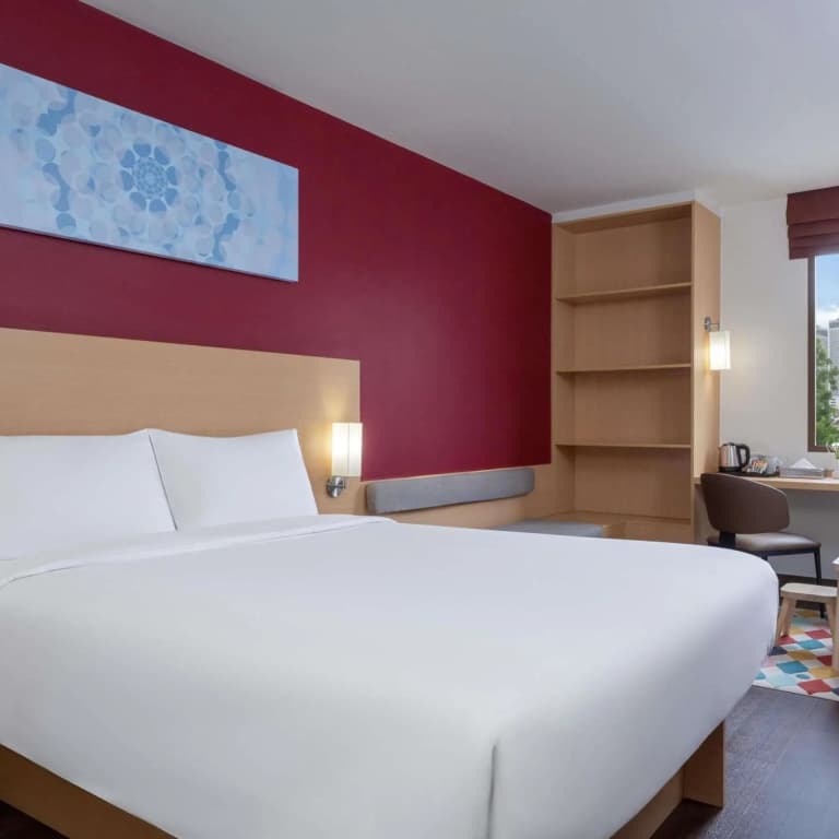 ibis Bangkok Riverside - photo 41