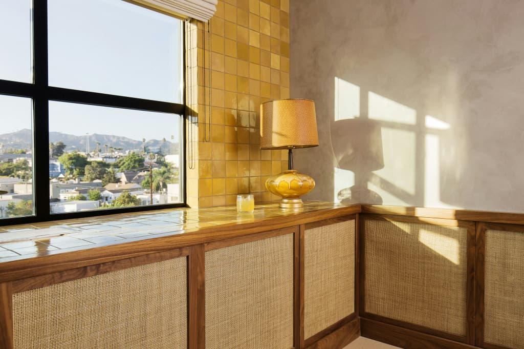 Silver Lake Pool & Inn - photo 6