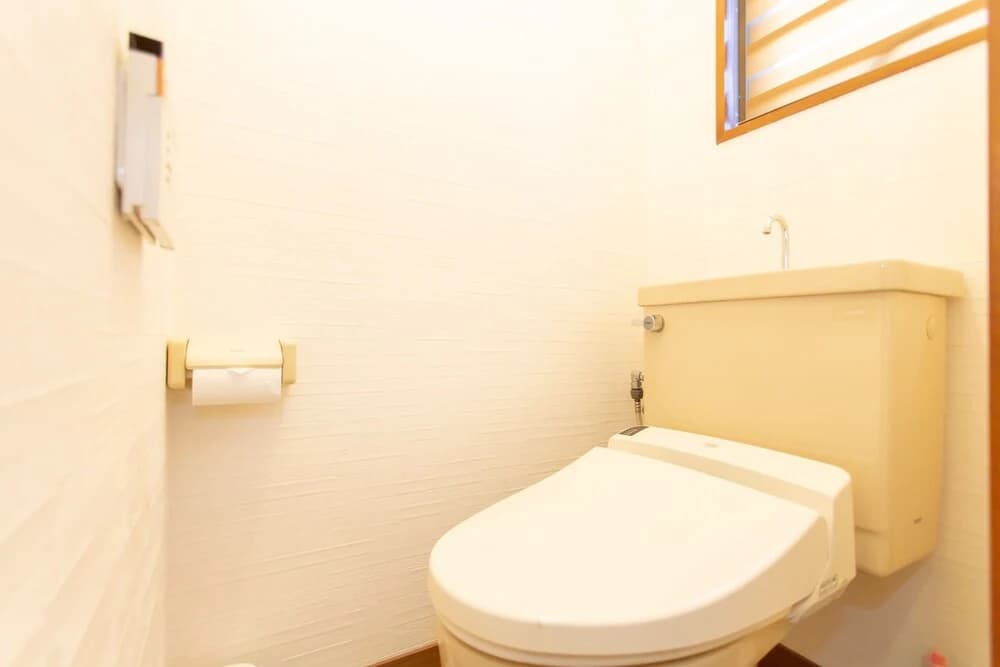 Reina's Guest House - photo 10