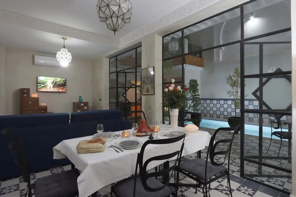 Riad Banatti - photo 13