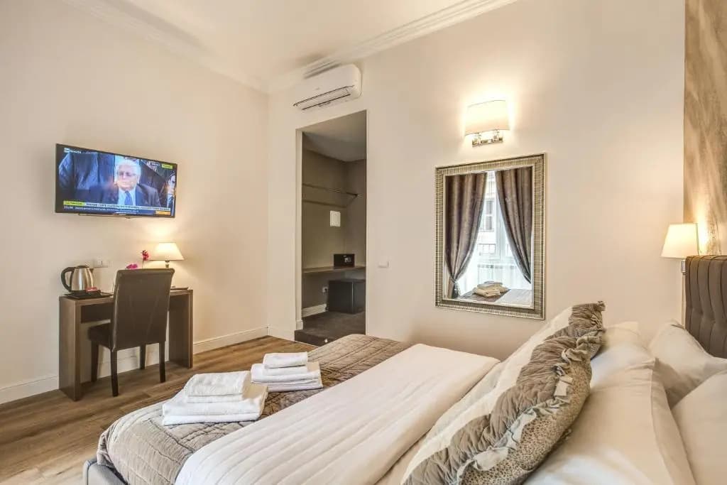 River Luxury Suites - photo 3