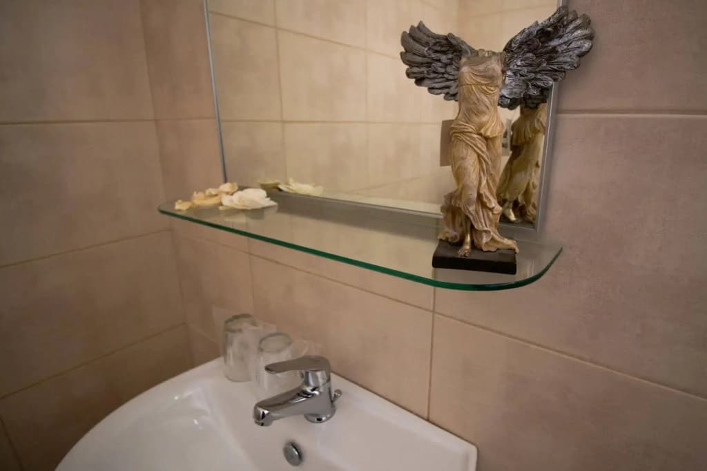 Adams Hotel - photo 9