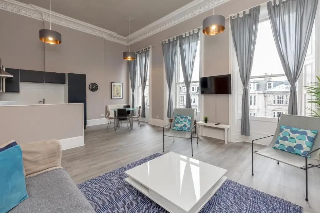Southside Apartments - photo 3