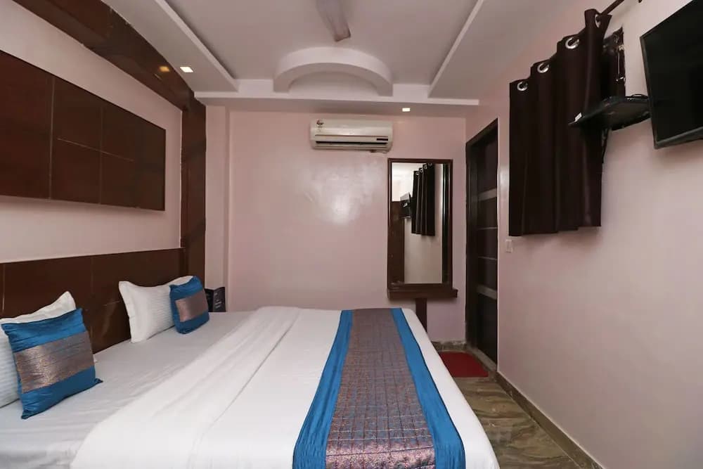 OYO 5494 Hotel Odeon Continental - photo 6