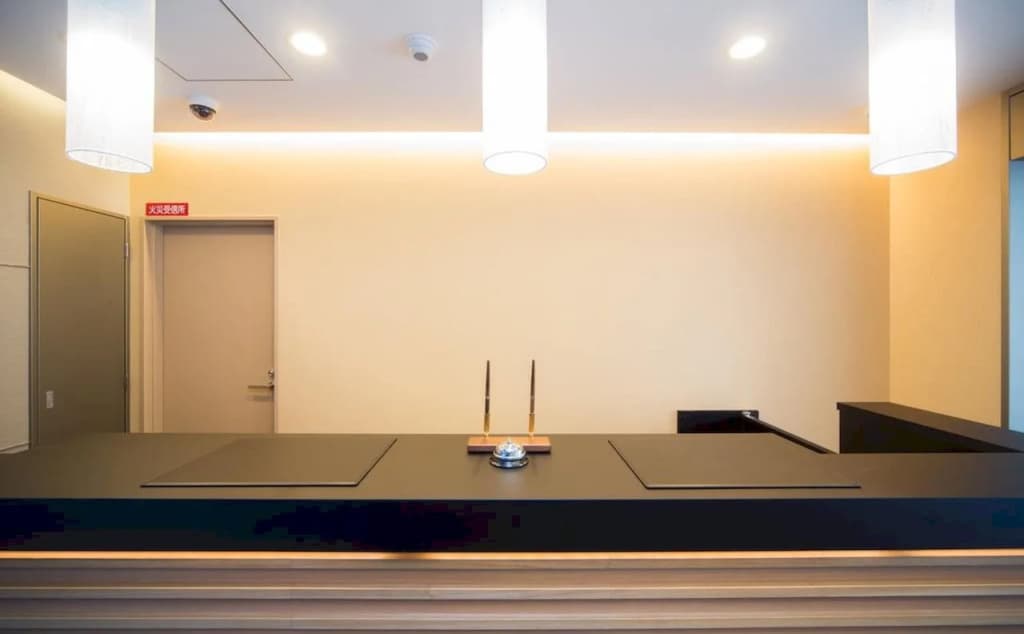 Shinsaibashi Higashi Crystal Hotel - photo 12