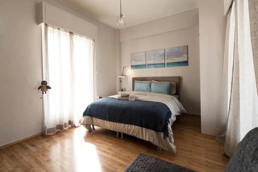 EL GRECO bright, airy penthouse in trendy Petralona - main photo