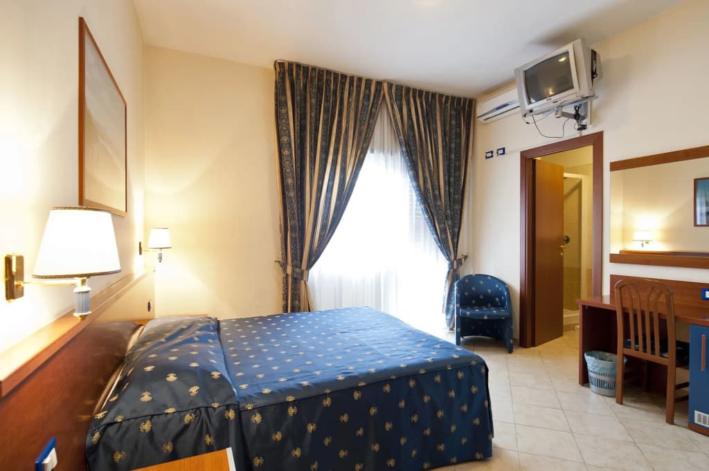 4 Pini Hotel - photo 10