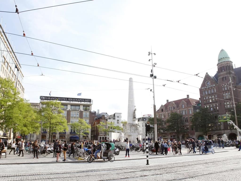 Hotel Damsquare - photo 20