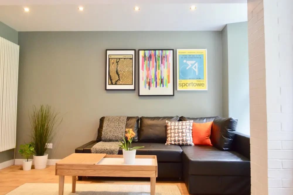 Edinburgh Modern and Central Flat - photo 6